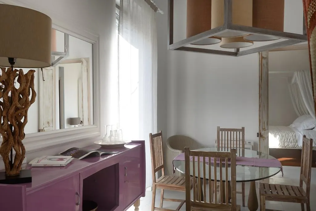 レッチェ パラッツォ デイ ドンドリ Bed & Breakfast