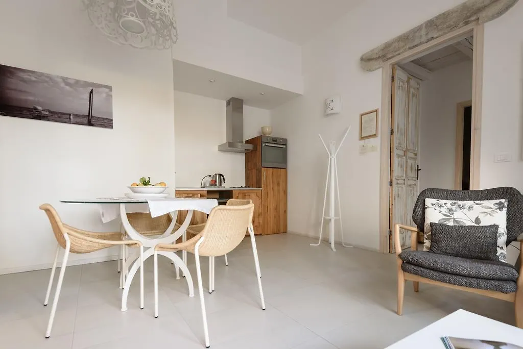 Bed and Breakfast Palazzo Dei Dondoli à Lecce 2*,